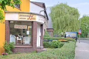 &Auml;nderungs-Atelier &bdquo;Die Goldene Nadel&ldquo;