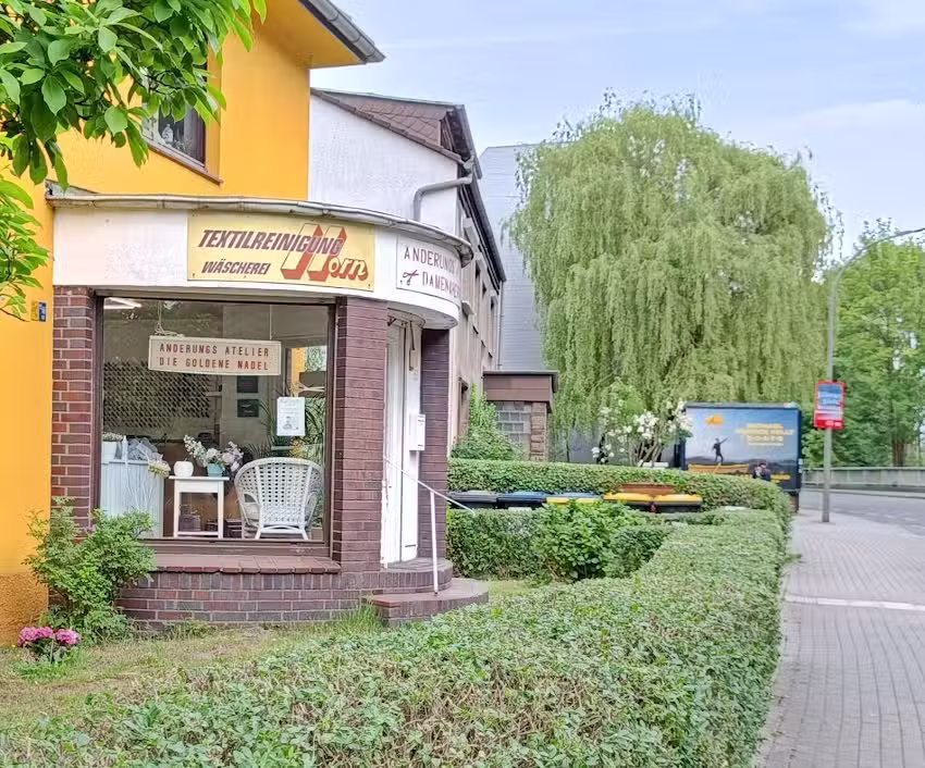 &Auml;nderungs-Atelier &bdquo;Die Goldene Nadel&ldquo;