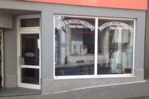 &Auml;nderungsatelier / &Auml;nderungsschneiderei Fam. Tiril