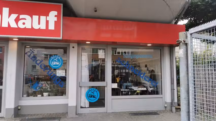 &Auml;nderungsschneider Elite und Reinigungsannahme