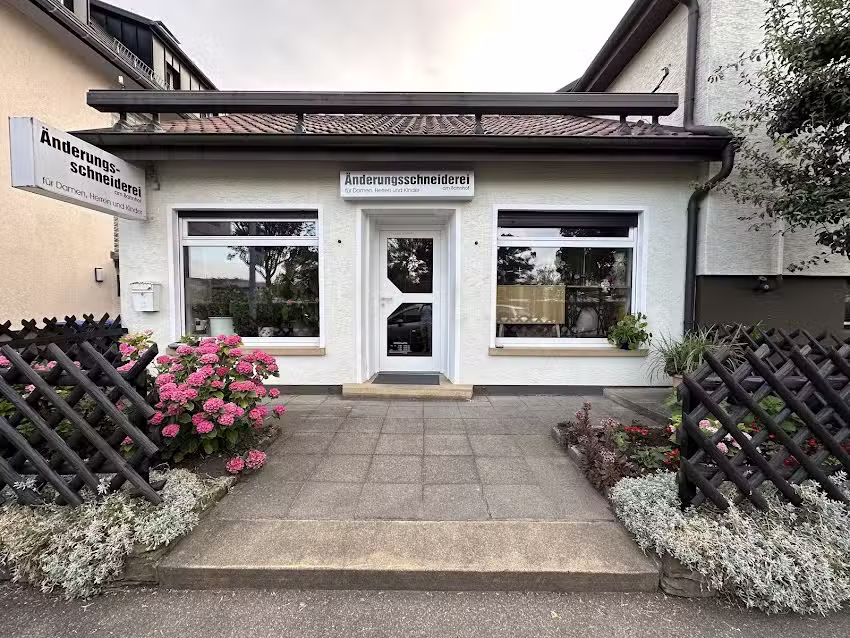 &Auml;nderungsschneiderei am Bahnhof