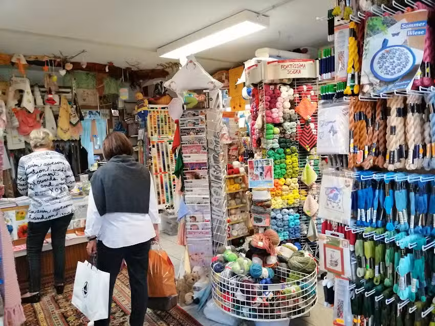 &Auml;nderungsschneiderei Ayse &ndash; die Schneiderei in Leinfelden