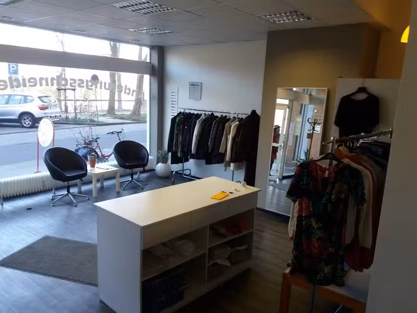 &Auml;nderungsschneiderei Gen&ccedil;oğlu