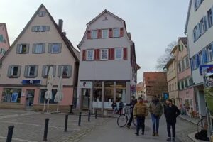 &Auml;nderungsschneiderei Kasem, ehemals Naki