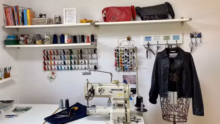 &Auml;nderungsschneiderei Mandrysch, Leder- & Textilreparatur in Erfurt