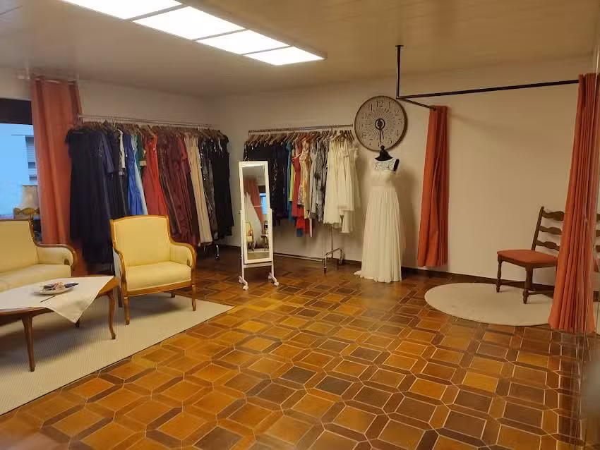 &Auml;nderungsschneiderei N&auml;hreich Inh. Claudia Kernebeck