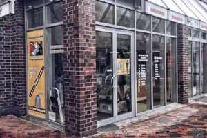 &Auml;nderungsschneiderei & Reinigung Tibarg 32A