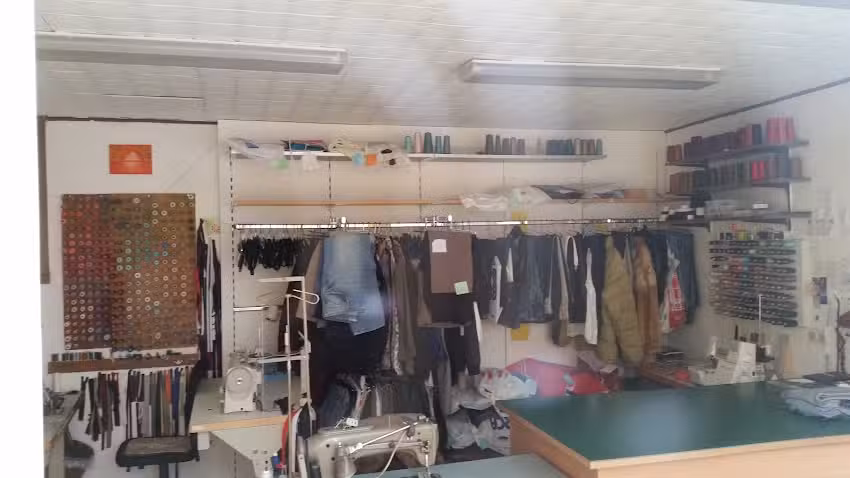 &Auml;nderungsschneiderei Riss