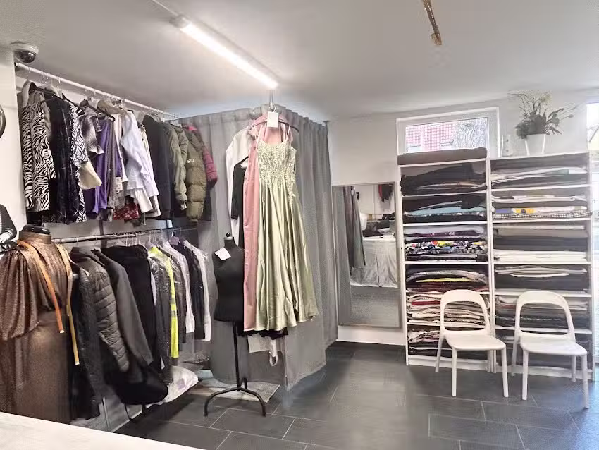 &Auml;nderungsschneiderei Sama & inklusive Vollreinigungsservice