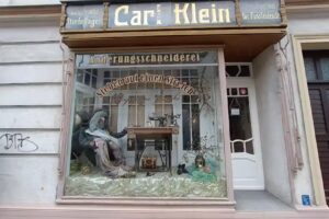 &Auml;nderungsschneiderei Sieben auf einen Streich