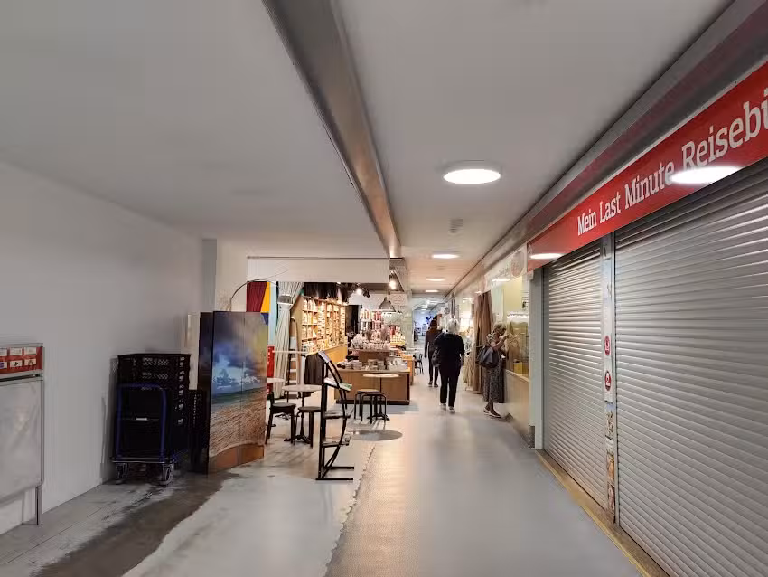 &Auml;nderunsschneiderei IZGIN Markthalle / R.4