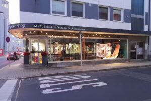 Andreas Moller bespoke shop