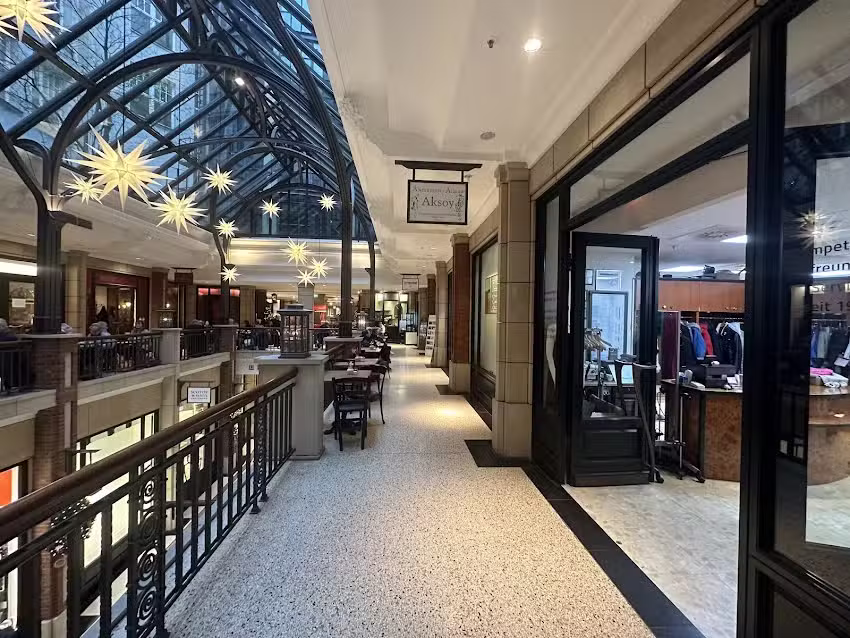 Atelier Aksoy &Auml;nderungsatelier (Levantehaus OG)