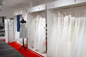 Braut- und Abendmoden und &Auml;nderungsschneiderei Alawi