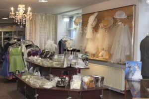 Braut- und Festmoden &bdquo;TRAUMHOCHZEIT&ldquo; by Modehaus Klett&rsquo;s TREND-SHOP