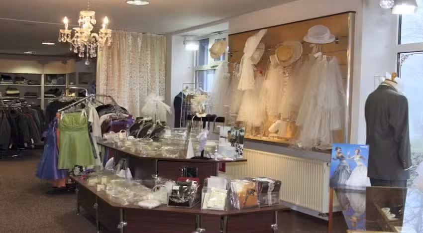Braut- und Festmoden &bdquo;TRAUMHOCHZEIT&ldquo; by Modehaus Klett&rsquo;s TREND-SHOP