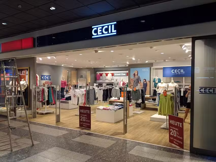 Cecil Schneider Moden KG