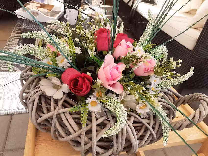 Deko + &Auml;nderungsschneiderei ar*da