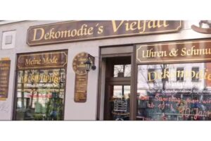Dekomodie &ndash; Unikate f&uuml;r Schmuck und Kleidung