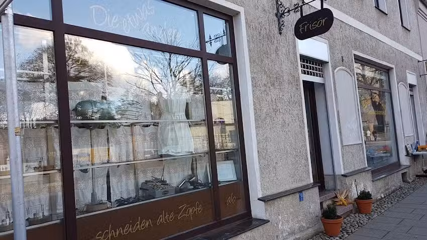 Die Etwas Andere Haarschneiderei Inh. Sandra Weise u. Frances Kr&uuml;ger