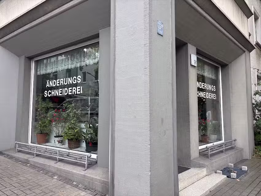 Dina Milia (&Auml;nderungsschneiderei)