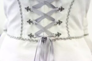 Dirndl Schneiderin Michaela Poschenrieder