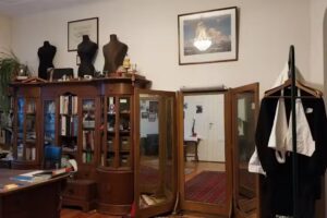 Doroth&eacute;e-Warning Schneiderei und Frackverleih