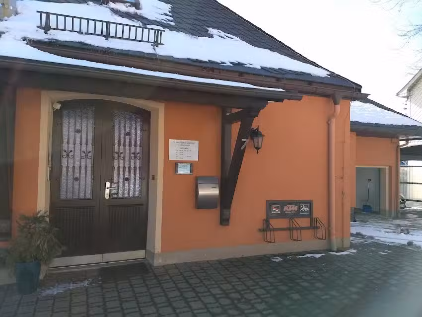 Dr. Med. Gunter Schneider