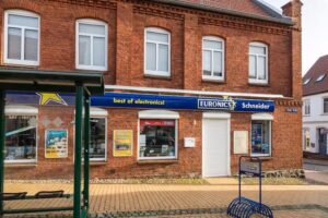 Fernseh-Schneider Audio-Video-Center, Werkstatt