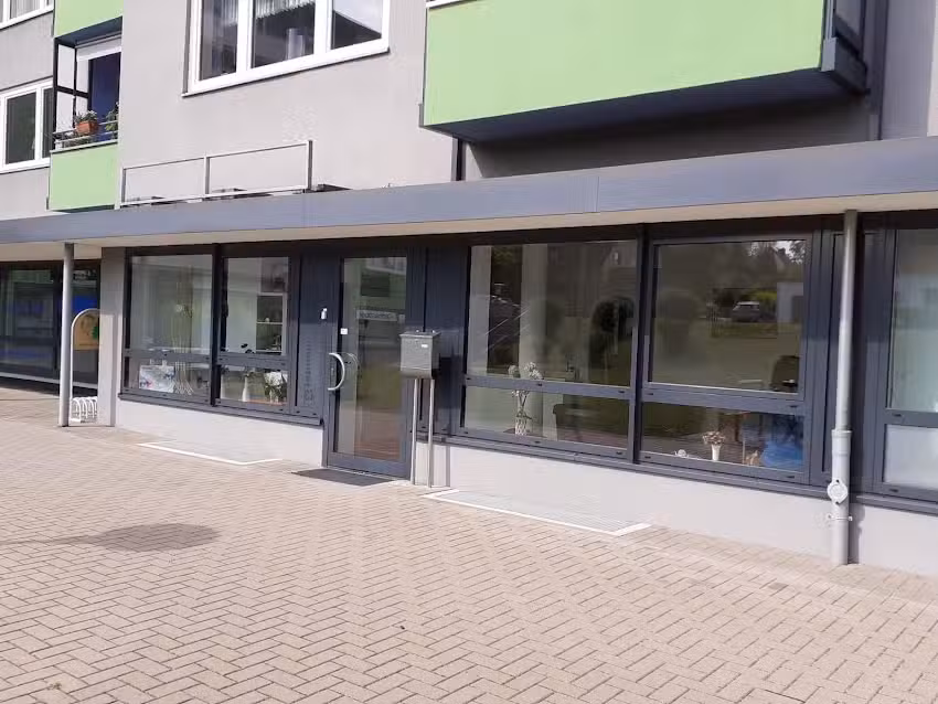 Fine Cut-Schneiderei Zadran