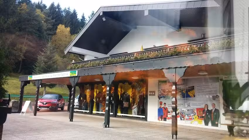 Fischerkleidung GmbH Bekleidungshaus + Vereinskleidung