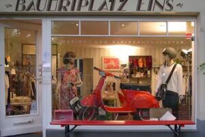 FRAU KALLMANN + HERR ROTHER