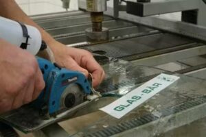 Glas-B&auml;r Bade und Schneider GmbH