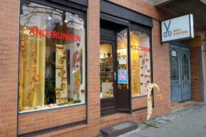 Hannelore Kr&uuml;ger N&auml;hkasten