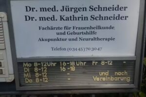 Herr Dr. J&uuml;rgen Schneider