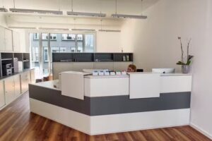 Herr Dr. med. Christian Schneider