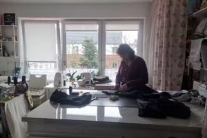 Hilli&acute;s Schneiderstube Daryna Grosser