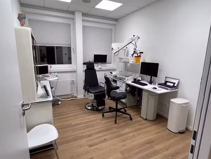 HNO Praxis im DEZ &ndash; Michael Schneider und Dr. med. Hermann N. Hilber