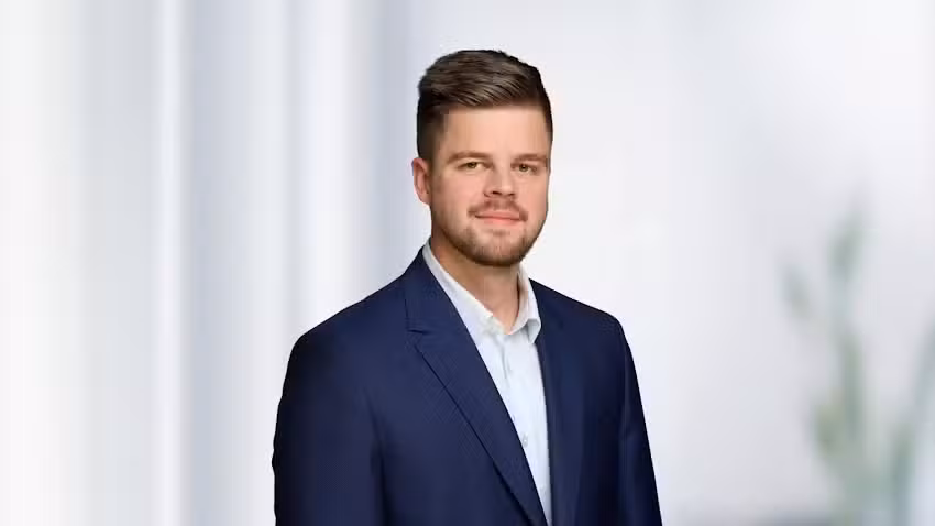 HUK-COBURG Versicherung Vincent Schneider in Korbach