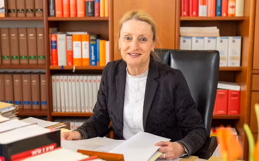 Ines Schneider-Weigert &ndash; Rechtsanw&auml;ltin