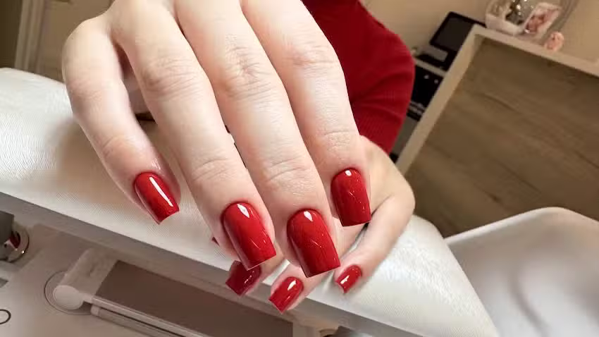 Ionela Schneider Beauty und permanent make up Studio