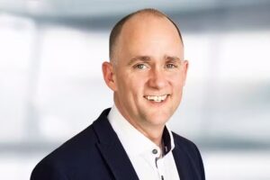 Itzehoer Versicherungen: Carsten Schneider