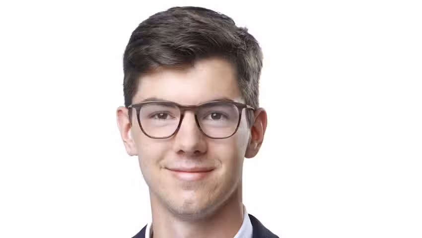 Jan-Niklas Schneider &ndash; Regionalgesch&auml;ftsstelle Verm&ouml;gensberatung und Baufinanzierungsberatung