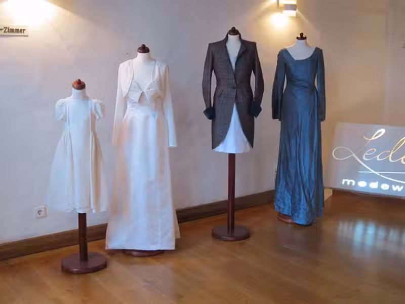 Lederer Modewerkstatt Ma&szlig;atelier Damenmode