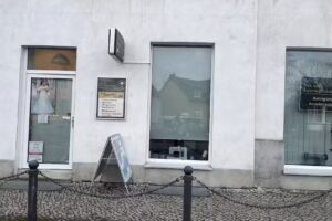 Ma&szlig;- und &Auml;nderungsschneiderei Reinigung f&uuml;r Textil Teppich Lieder