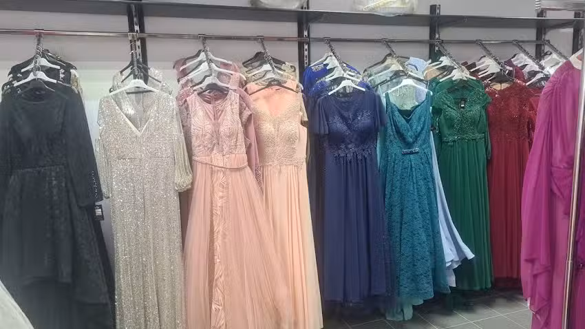 Melekmodehaus&&Auml;nderungschneiderei