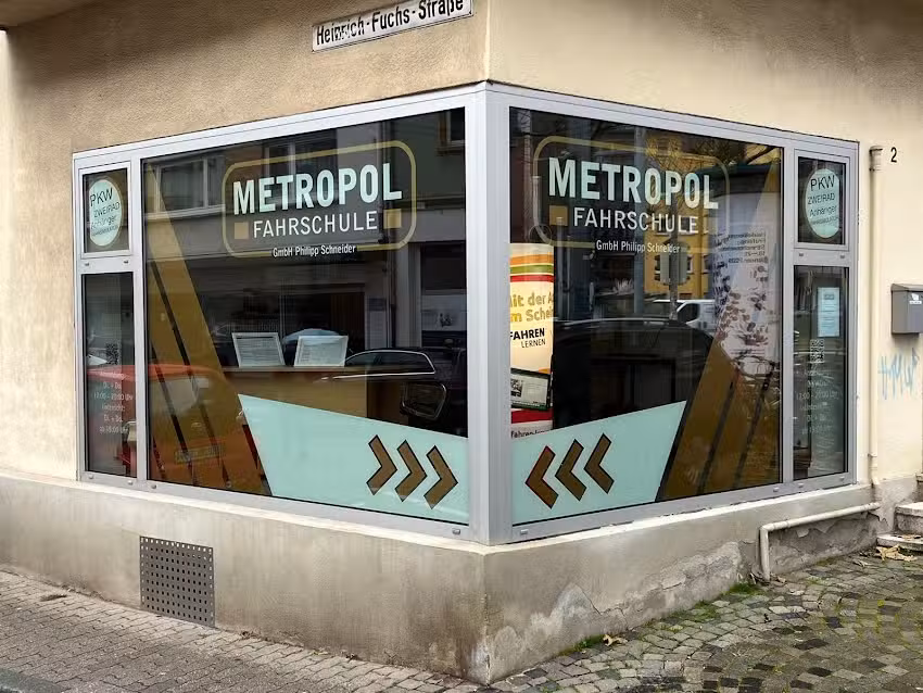 Metropol Fahrschule GmbH Philipp Schneider