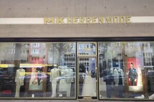 MK Herrenmode Berlin- Wilvorst Herrenausstatter/ Hochzeitsanzüge, Businessanzüge, Maßanzüge, Übergrößen XXL, Frack, Smoking