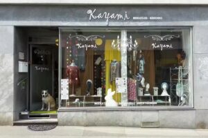 Modeatelier Kayami &ndash; Modedesign, individuelle Ma&szlig;anfertigung, N&auml;hschule und N&auml;hkurse
