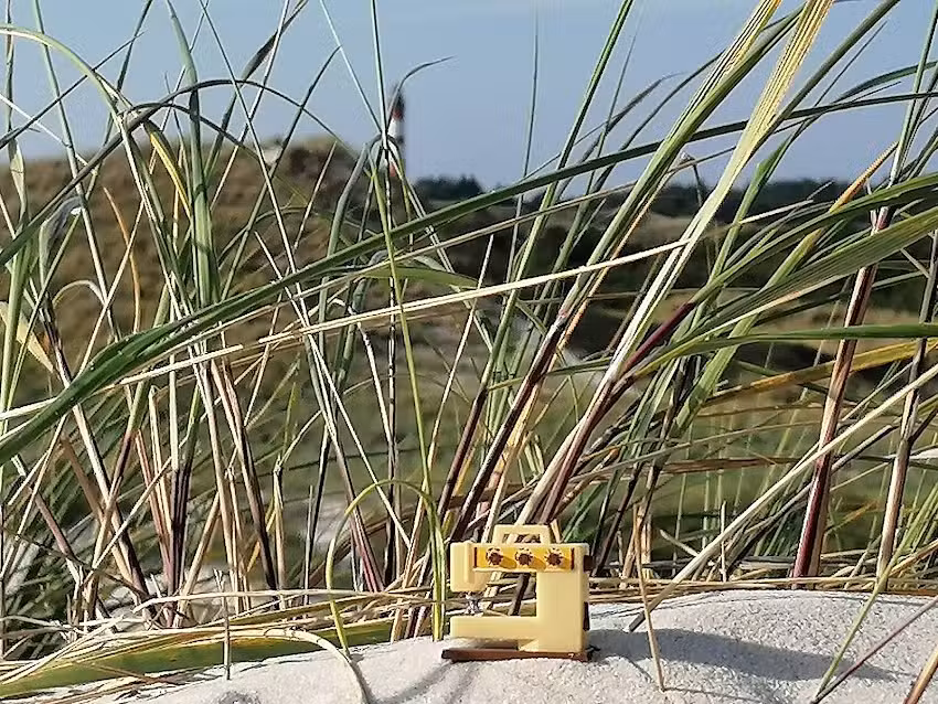 N&auml;&auml;del an Triad Oomram / Amrums &Auml;nderungsschneiderei